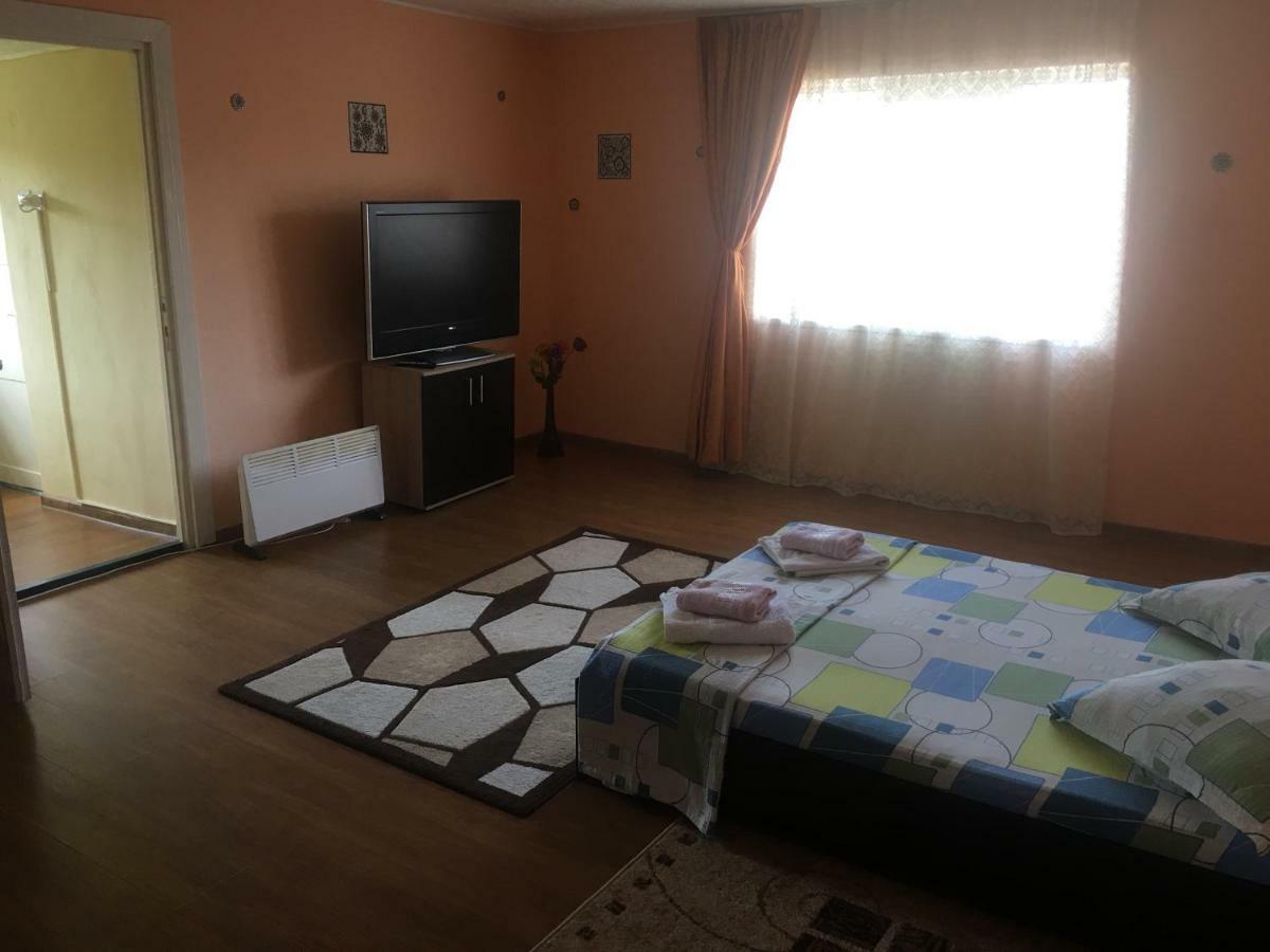 Vila La Izvorul Putinei Haţeg 外观 照片